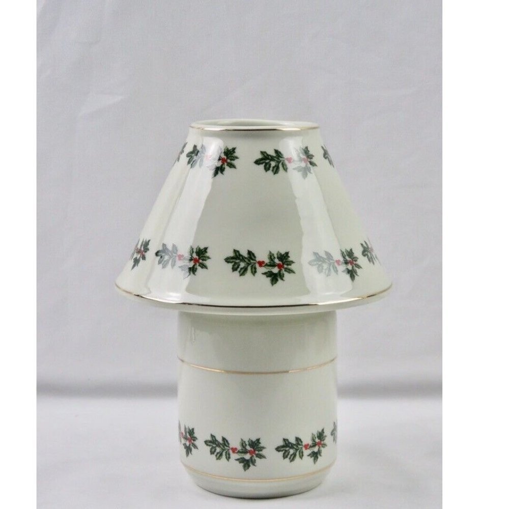 Madison & Max Home Holiday Candle Lamp Set Decorative Holly & Berries Gold Trim
